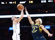 九游APP-热火队主场表现出色，成功晋级