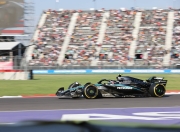 九游APP-阿斯顿马丁碾压红牛车队，诺里斯惊艳四座的简单介绍