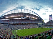 九游体育官方入口-两个赛道，一种极致，F1新赛季揭幕战之夜与东契奇的完美交响