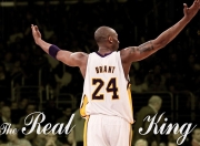 九游娱乐官方-当孤星照亮黑土地，一场跨越时空的篮球哲学对话