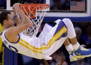 九游游戏-夜战巅峰，阿什拉夫一传一射，刷新历史之夜