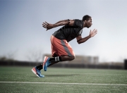 九游娱乐首页-伦敦晨雾与地中海阳光，当英格兰险胜巴萨，若日尼奥用137脚传球重塑发牌机的传奇