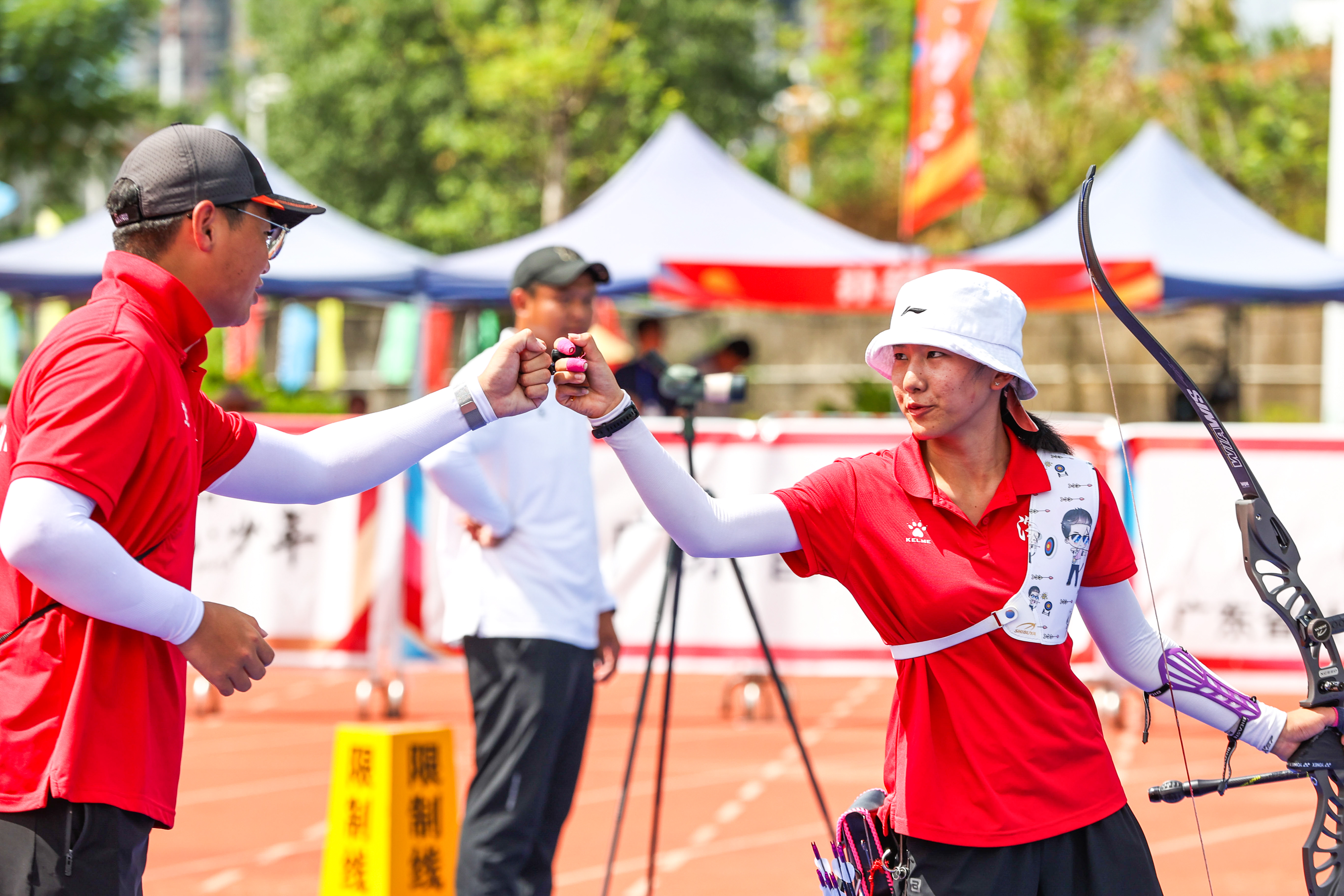 奥地利奥运代表队喜获射箭铜牌 奥地利奥运代表队喜获射箭铜牌