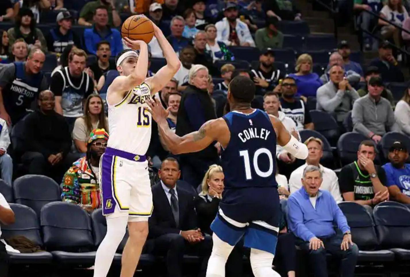 开拓者队遭遇零封,不敌湖人队出局 开拓者队遭遇零封,不敌湖人队出局