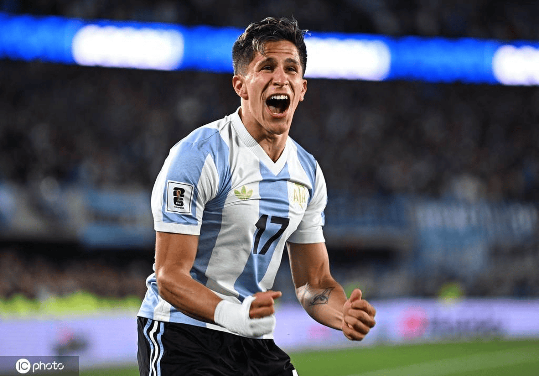 阿根廷国家队队员精湛配合,领先获胜 阿根廷国家队队员精湛配合,领先获胜