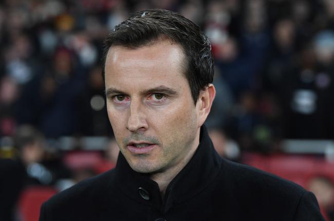 雷恩主帅施特拉斯兹遭解职,球队排名下滑 雷恩主帅施特拉斯兹遭解职,球队排名下滑