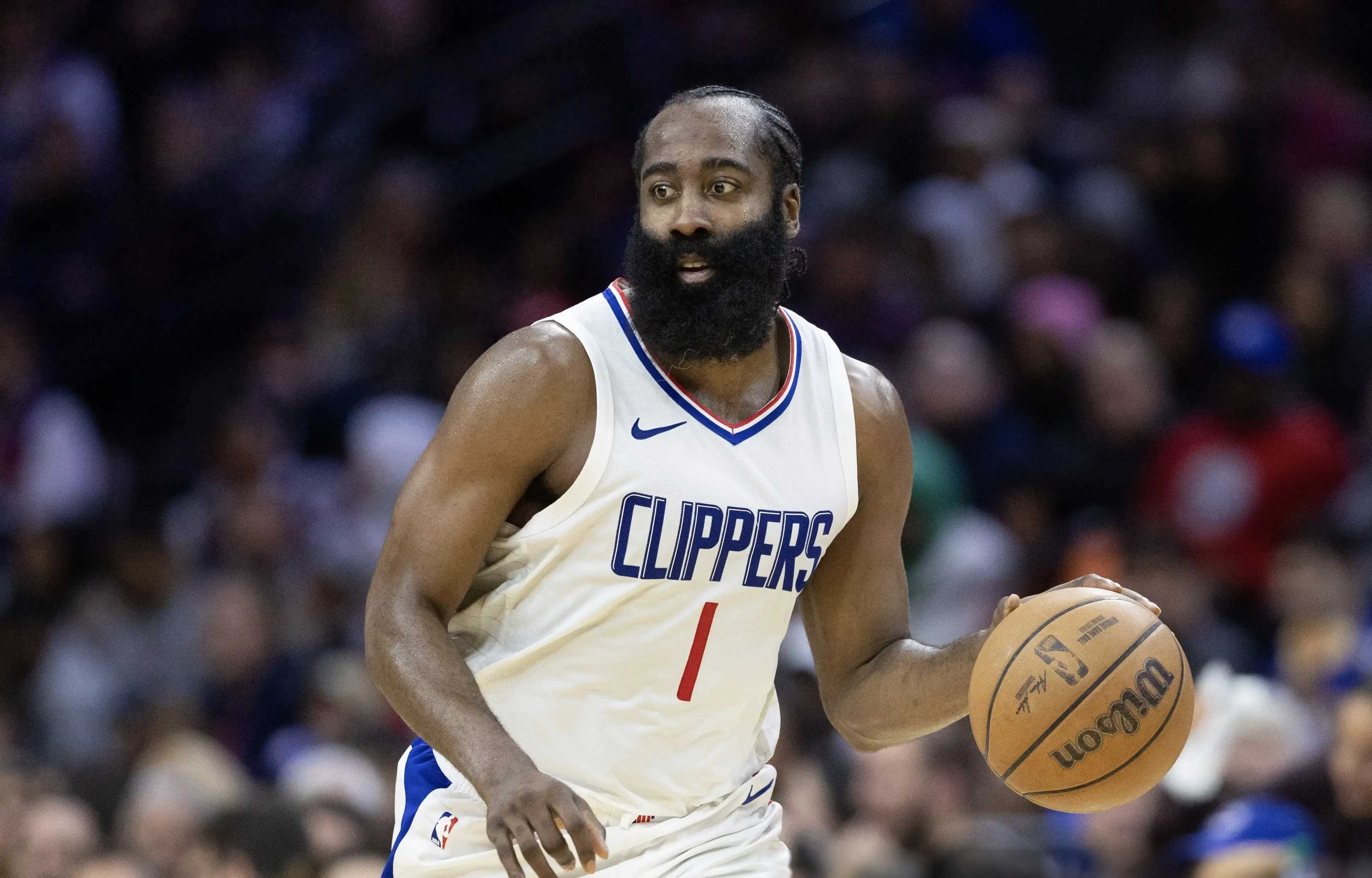 火箭主帅:詹姆斯-哈登积极度很高 火箭主帅:詹姆斯-哈登积极度很高