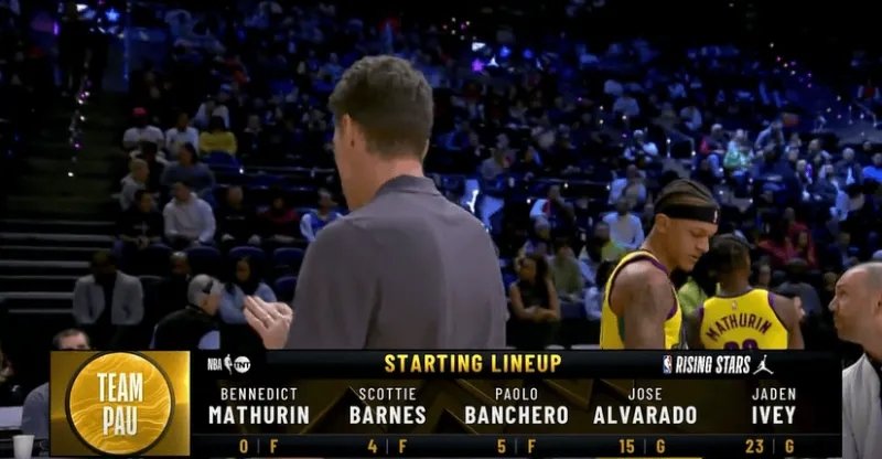 小加索尔半决赛砍下三双,活塞队险胜 小加索尔半决赛砍下三双,活塞队险胜