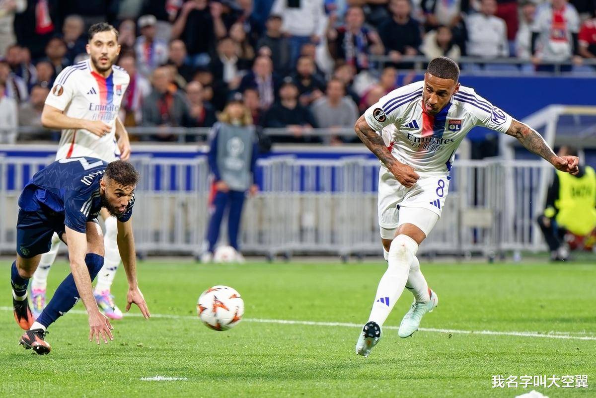 里昂主场大胜,冲击欧冠资格 里昂主场大胜,冲击欧冠资格