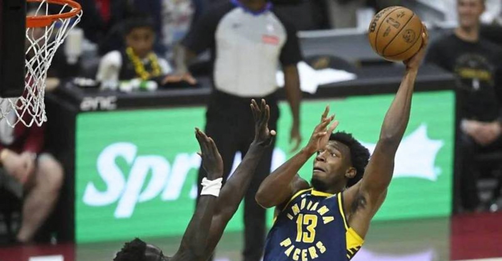 森林狼队战胜步行者,实现了大逆转 森林狼队战胜步行者,实现了大逆转