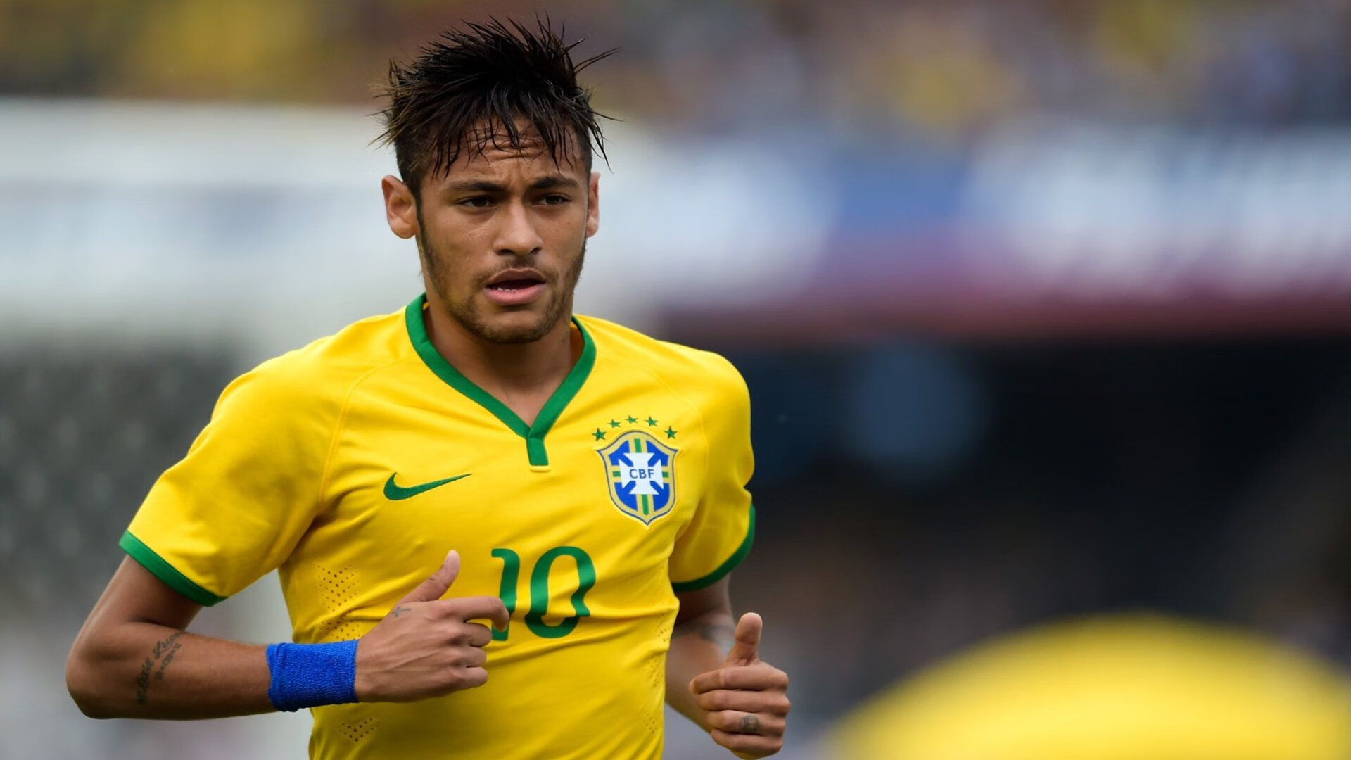 魔笛狂飙,当绿茵铁骑驶入F1赛道,征服没有边界